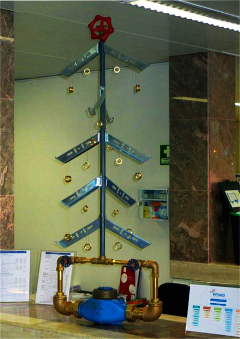 Sul Informação - EMARP não tem uma árvore, mas um pinhal de Natal
