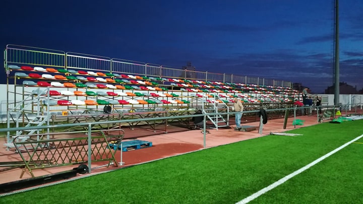 Sul Informação - Estádio Municipal de Armação de Pêra já tem bancada para o público