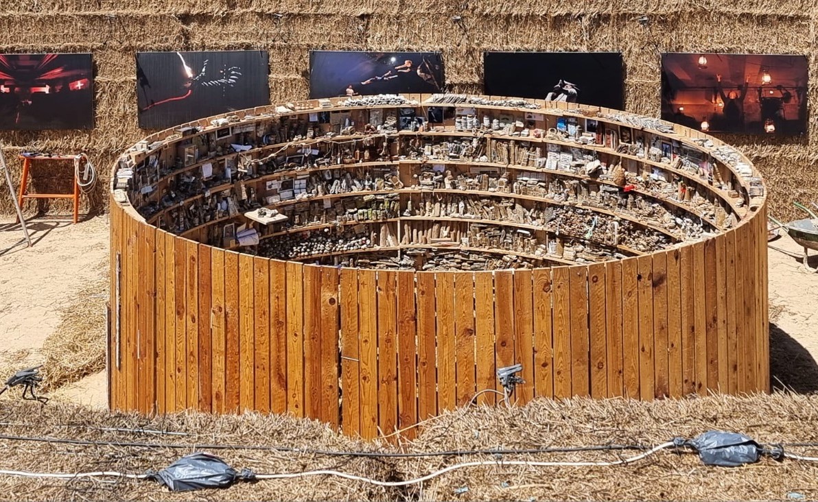 Sul Informação - Há uma “Biblioteca de cordas e nós” para ver no Teatro de Palha