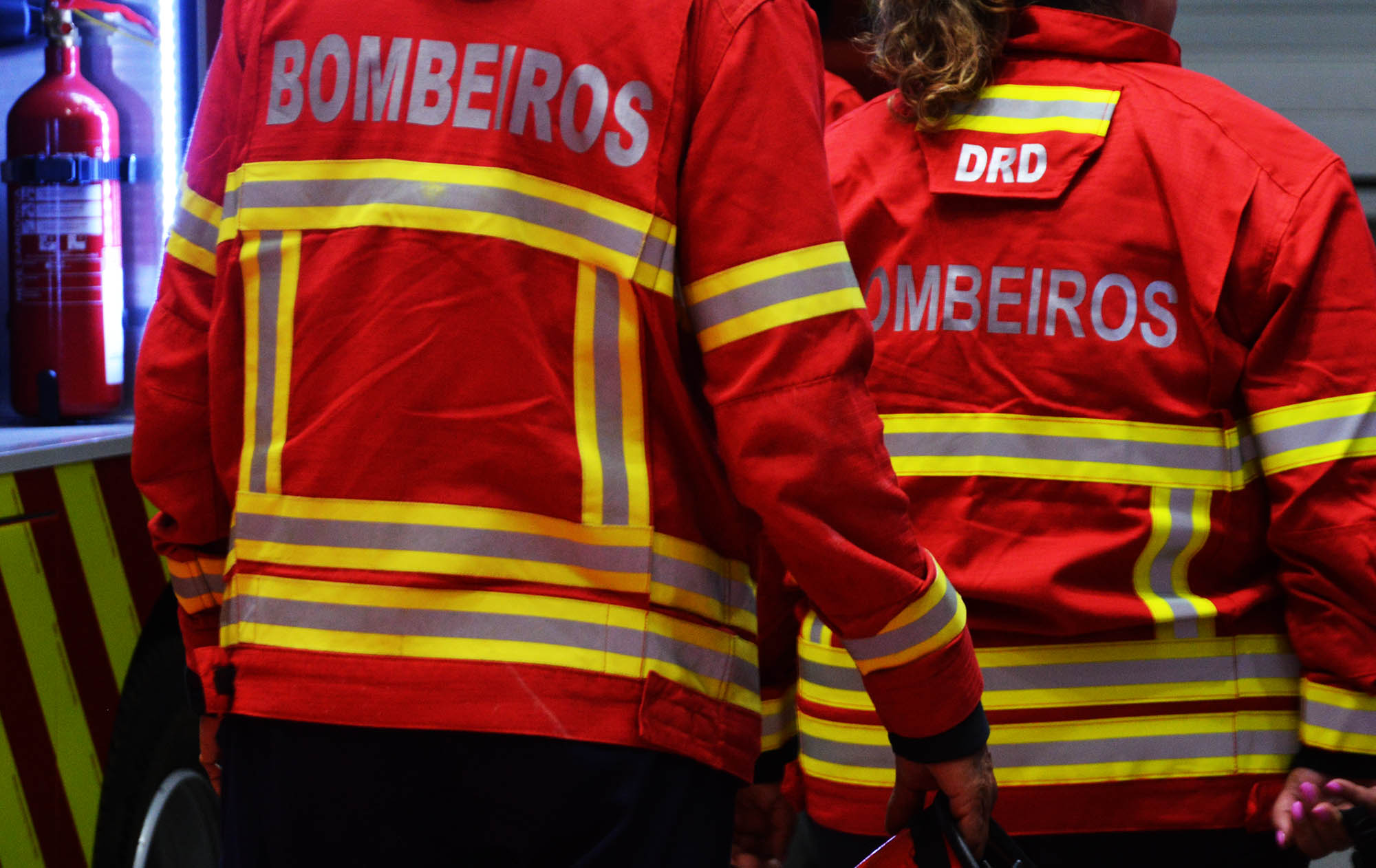 Sul Informação - 18 pessoas retiradas de casa no concelho de Monchique devido ao incêndio