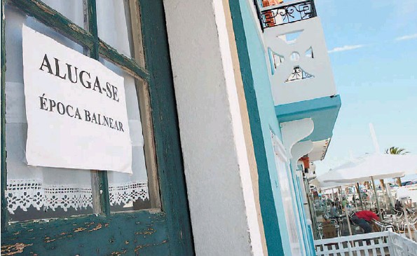 Sul Informação - PJ apanha homem que burlava com casas de férias no Algarve
