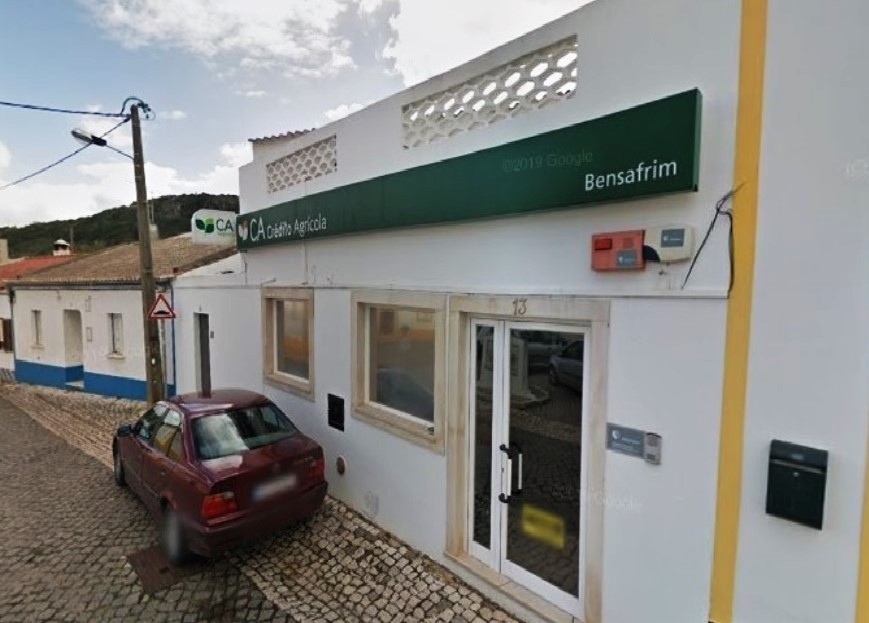 Sul Informação - Câmara de Lagos repudia encerramento da Caixa Agrícola de Bensafrim