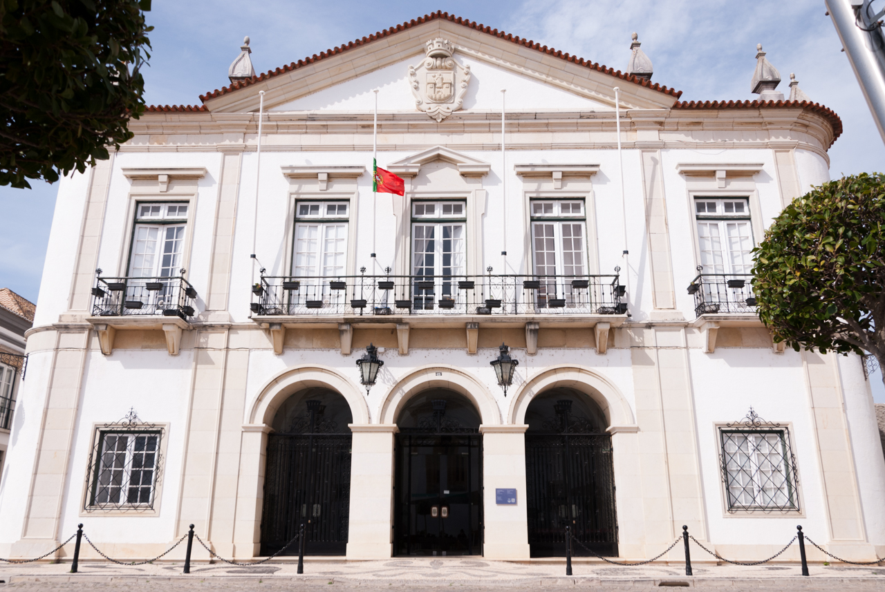 Sul Informação - Faro distribui mais de 900 mil euros por associações do concelho