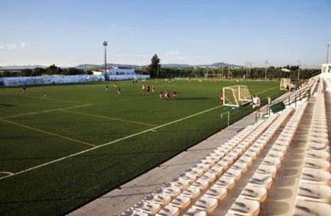Sul Informação - Balneários dos campos de futebol da Penha e da Horta da Areia vão ter obras