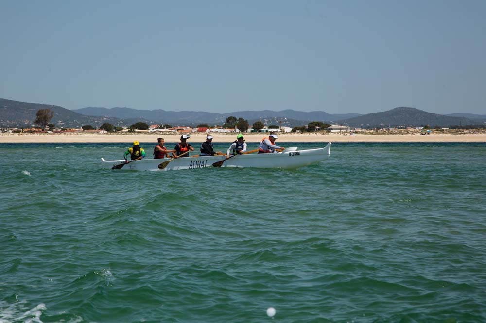 Sul Informação - Primeira travessia de mar em canoa polinésia liga Arade a Olhão
