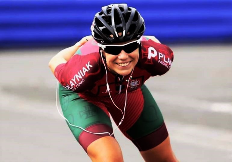 Sul Informação - Carolina Ferreira é vice-campeã europeia de patinagem de velocidade