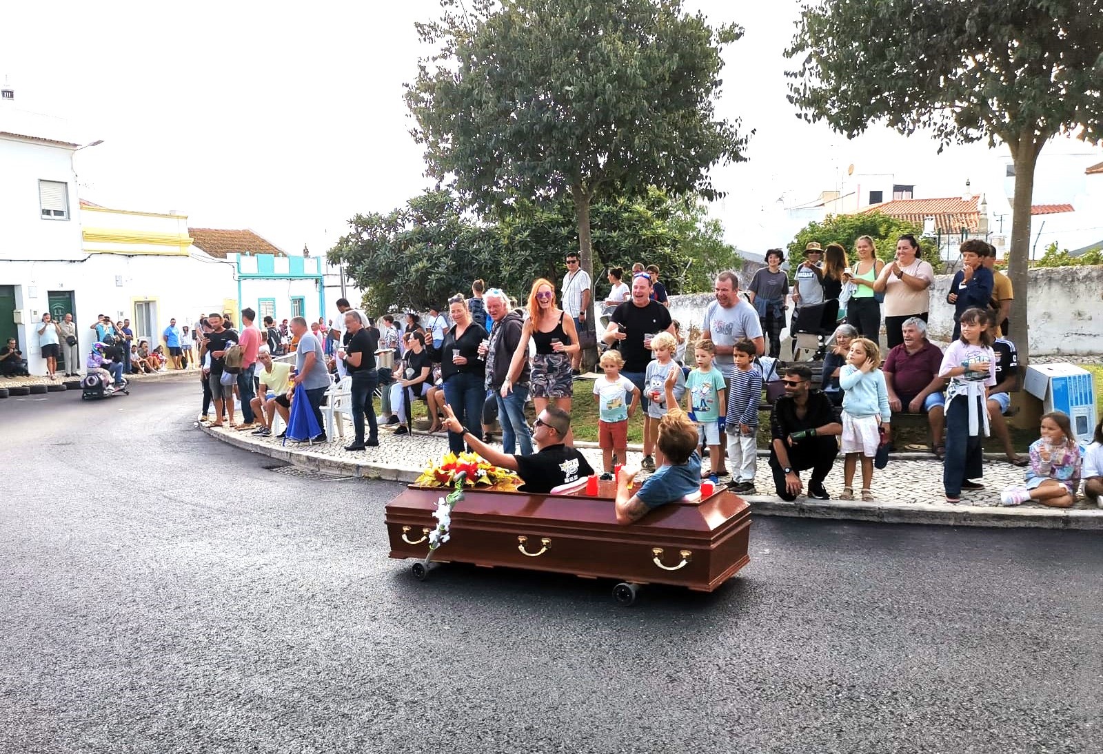 Sul Informação - Alô, Autódromo, daqui Grande Corrida de Rolamentos da Mexilhoeira Grande