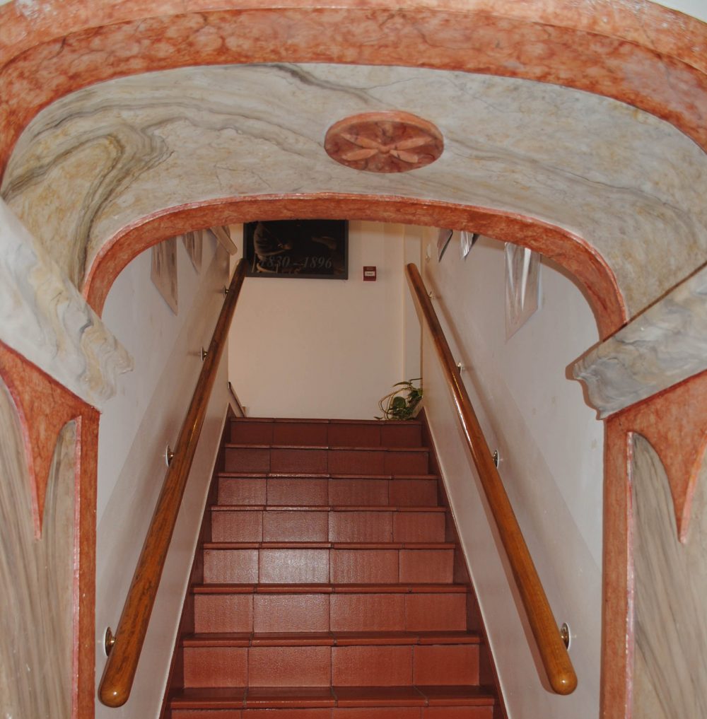 Sul Informação - Arco da Casa-Museu João de Deus foi intervencionado pela Câmara de Silves