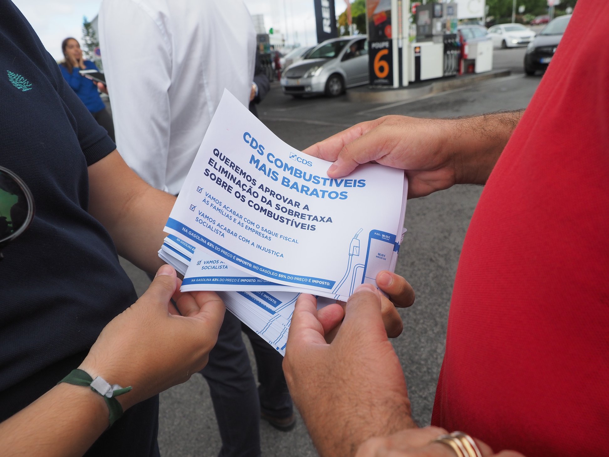 Sul Informação - CDS andou de norte a sul do país a exigir combustíveis mais baratos
