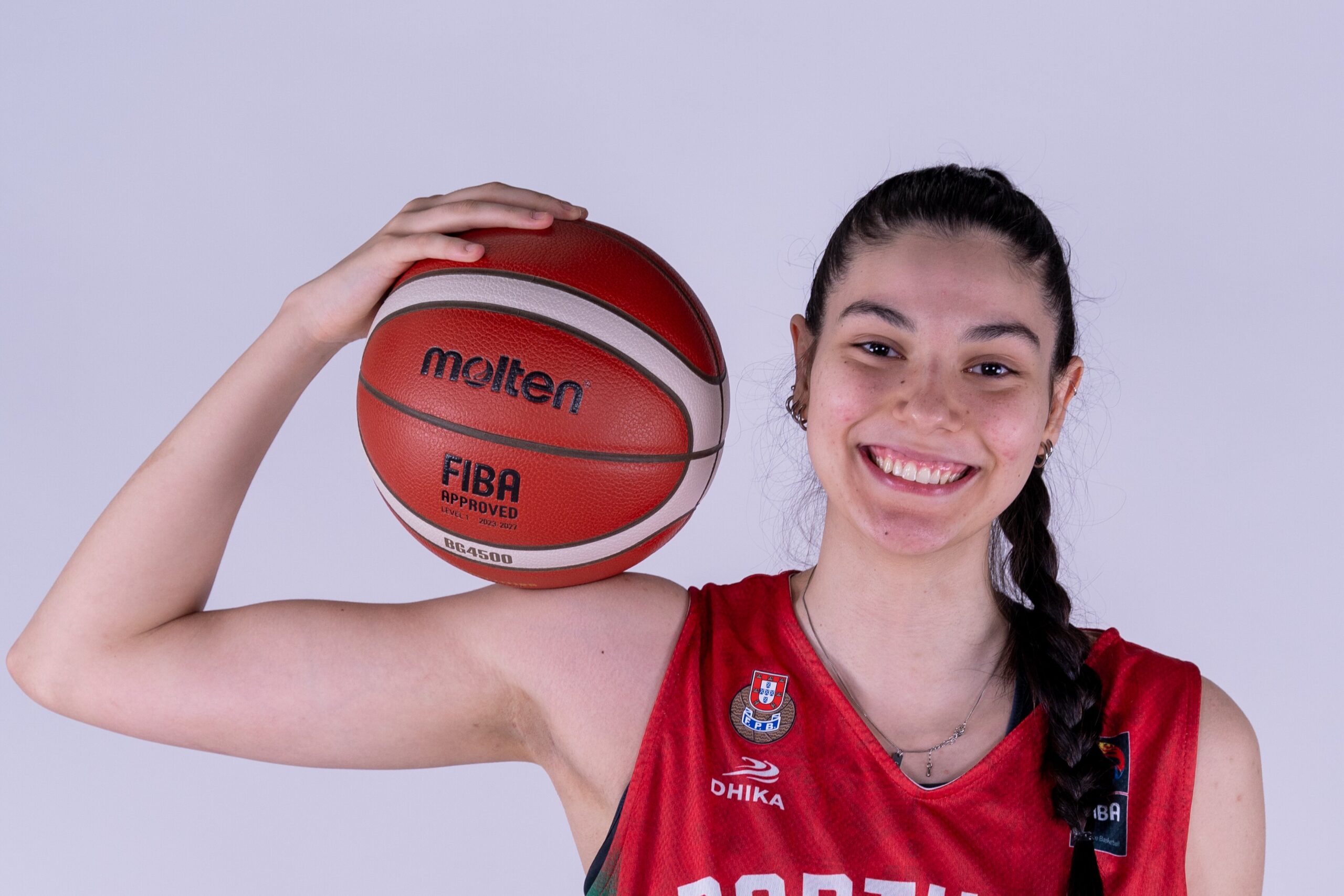 Sul Informação - Algarvia Clara Silva volta a ser “MVP” no segundo jogo do Europeu de sub-18