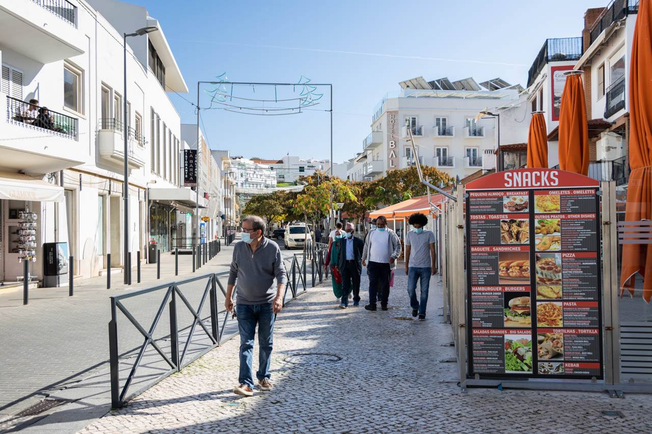Sul Informação - Algarve tem 8 dos 10 concelhos com maior percentagem de residentes estrangeiros