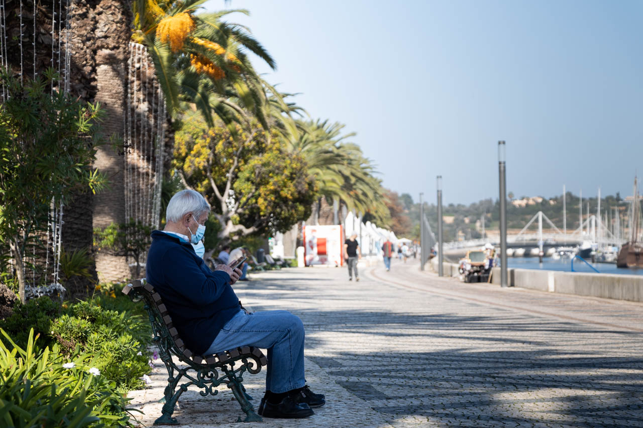 Sul Informação - Lagos prolonga até final de 2021 medidas de apoio às famílias e à economia