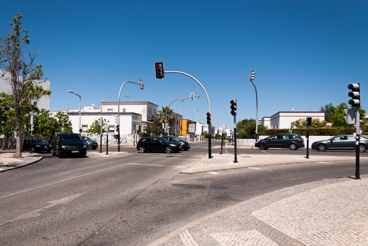 Sul Informação - Vai nascer uma rotunda no cruzamento do Papa 24 em Faro