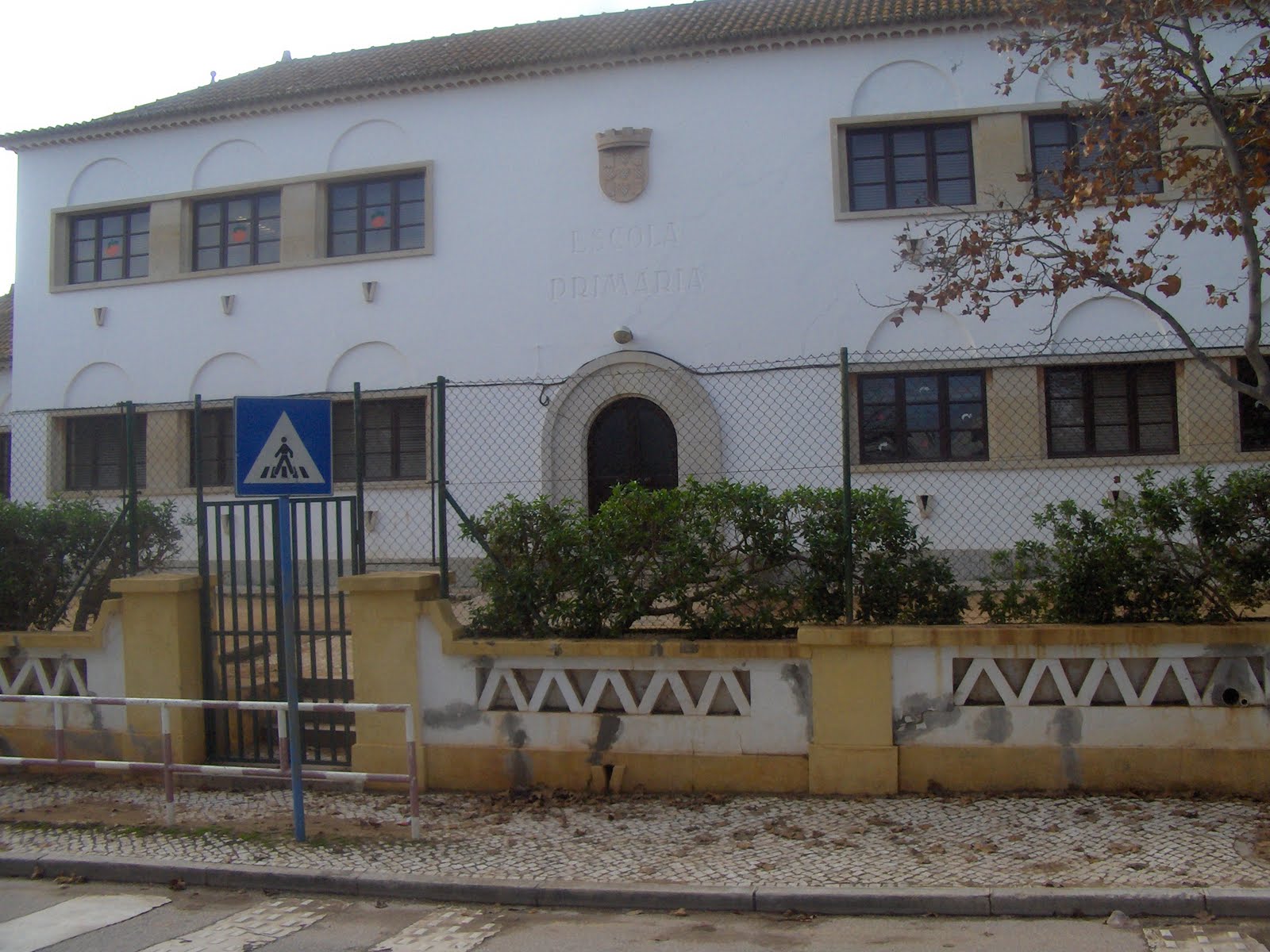 Sul Informação - Avenida em frente à Escola EB1 de Silves vai ser requalificada