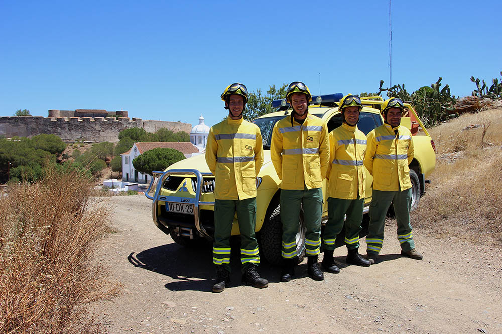 Sul Informação - Equipa Municipal de Intervenção Florestal de Castro Marim já está no terreno