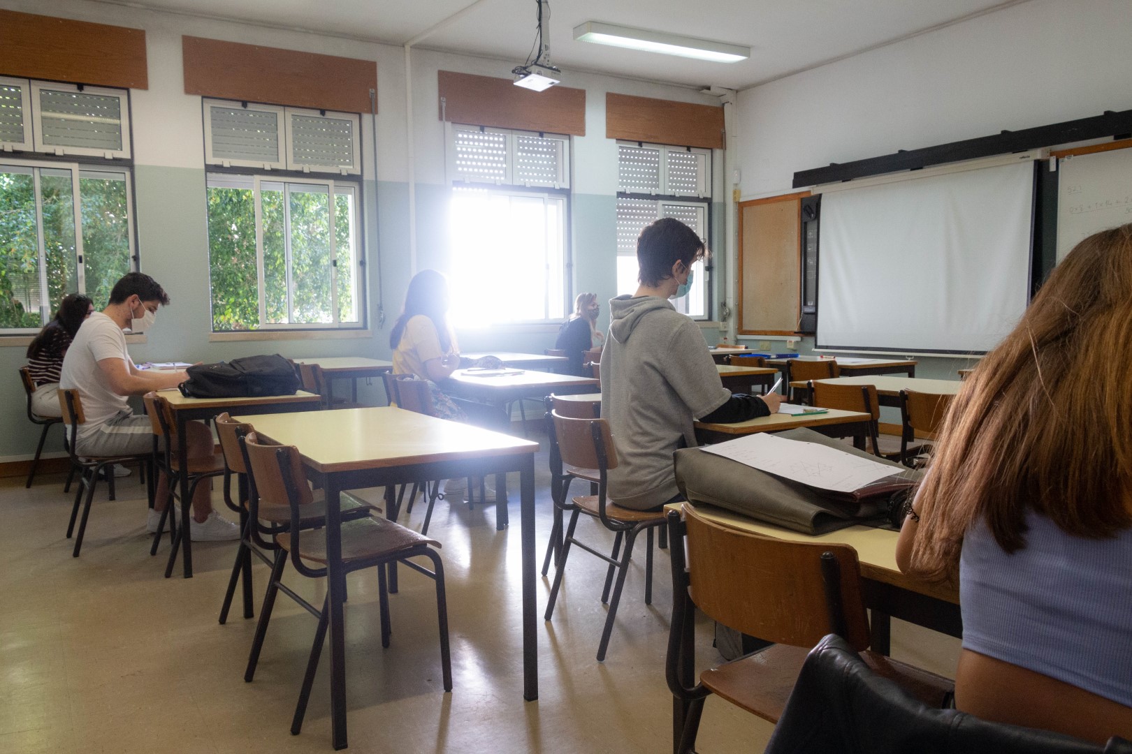 Sul Informação - Com menos autocarros, são as Câmaras a transportar os alunos do Secundário para a escola