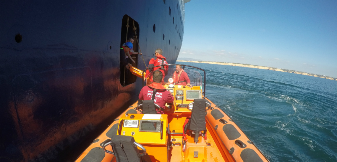 Sul Informação - Doente evacuado de navio de cruzeiro a sul de Portimão