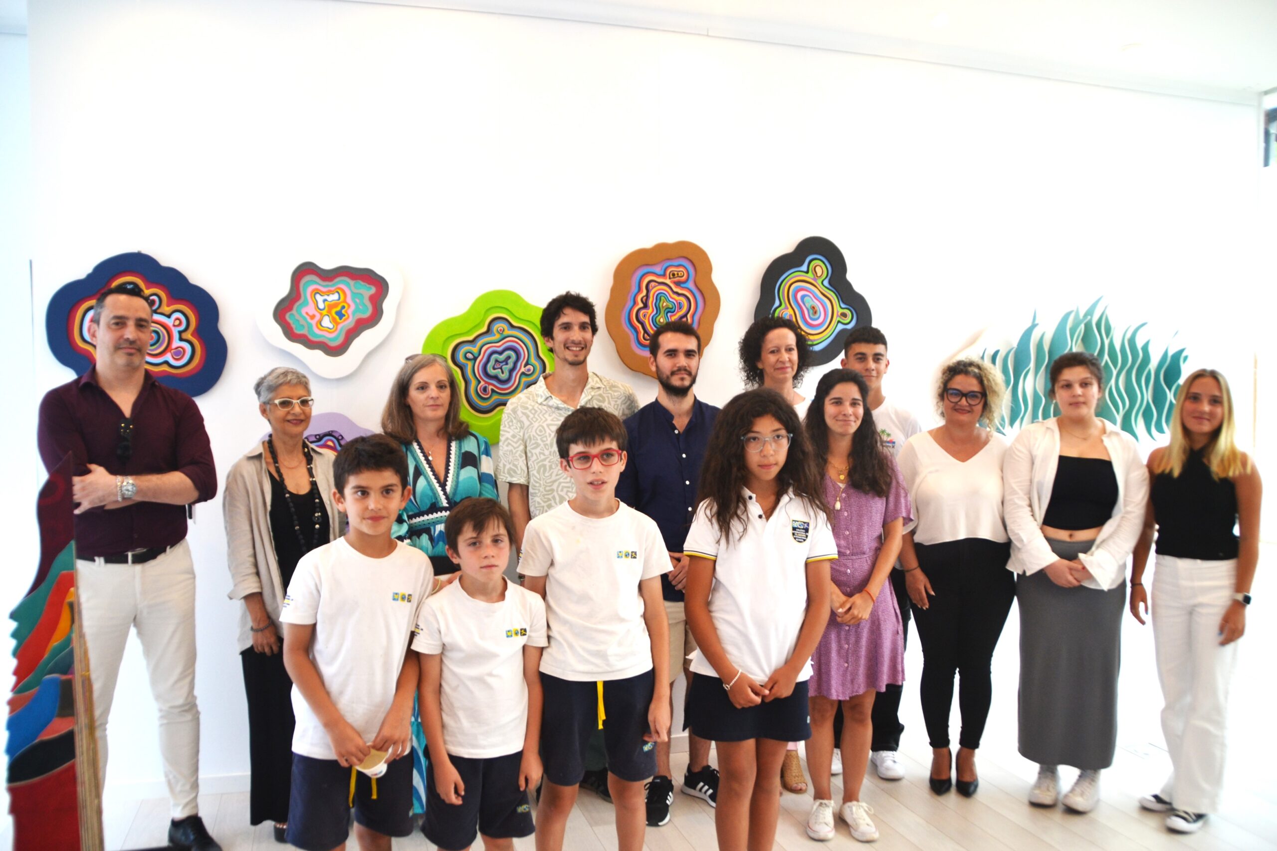 Sul Informação - “Porquê?”, uma exposição que responde às inquietações dos alunos do Colégio de Vilamoura