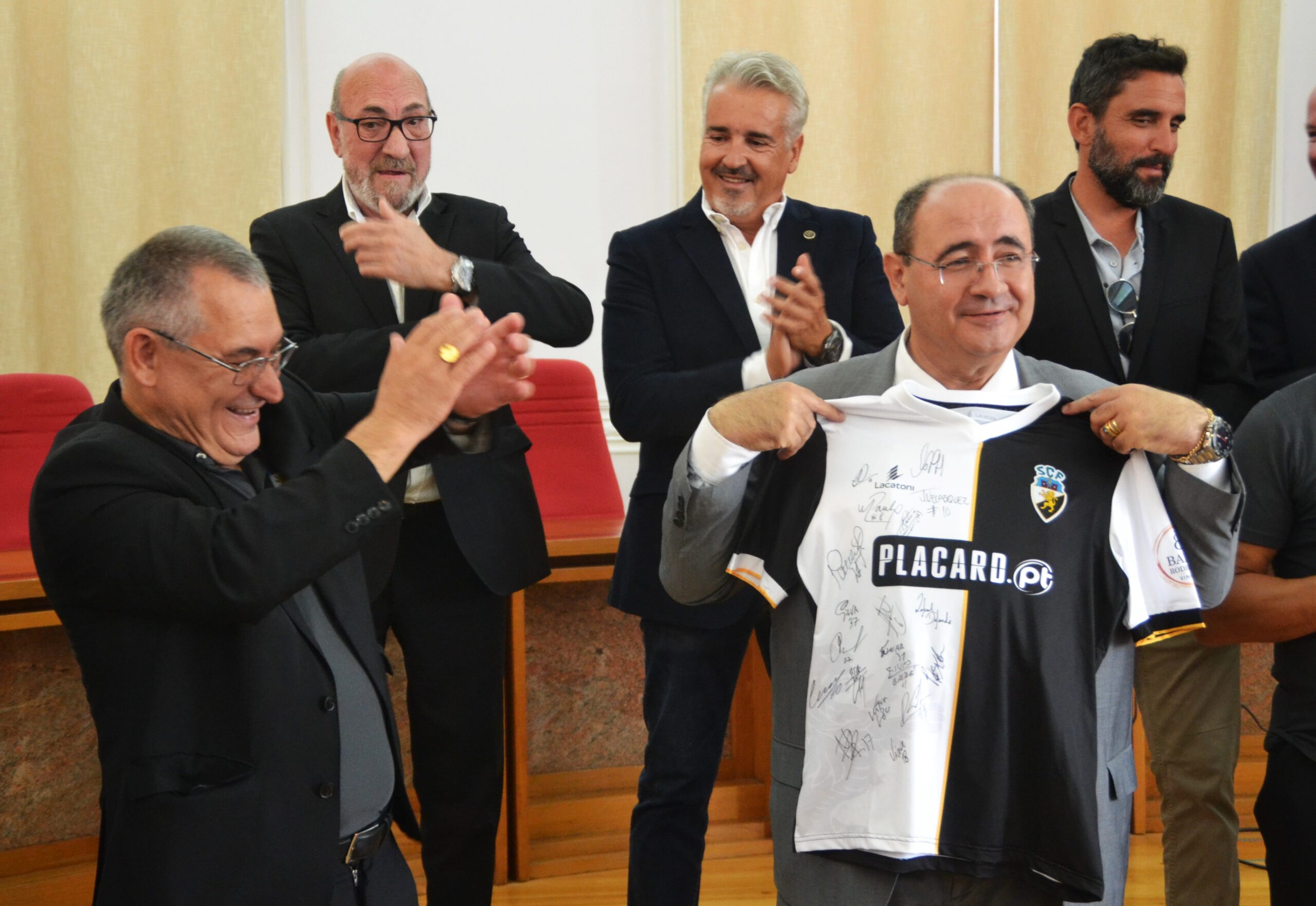 Sul Informação - Farense: uma homenagem com passado, presente e futuro