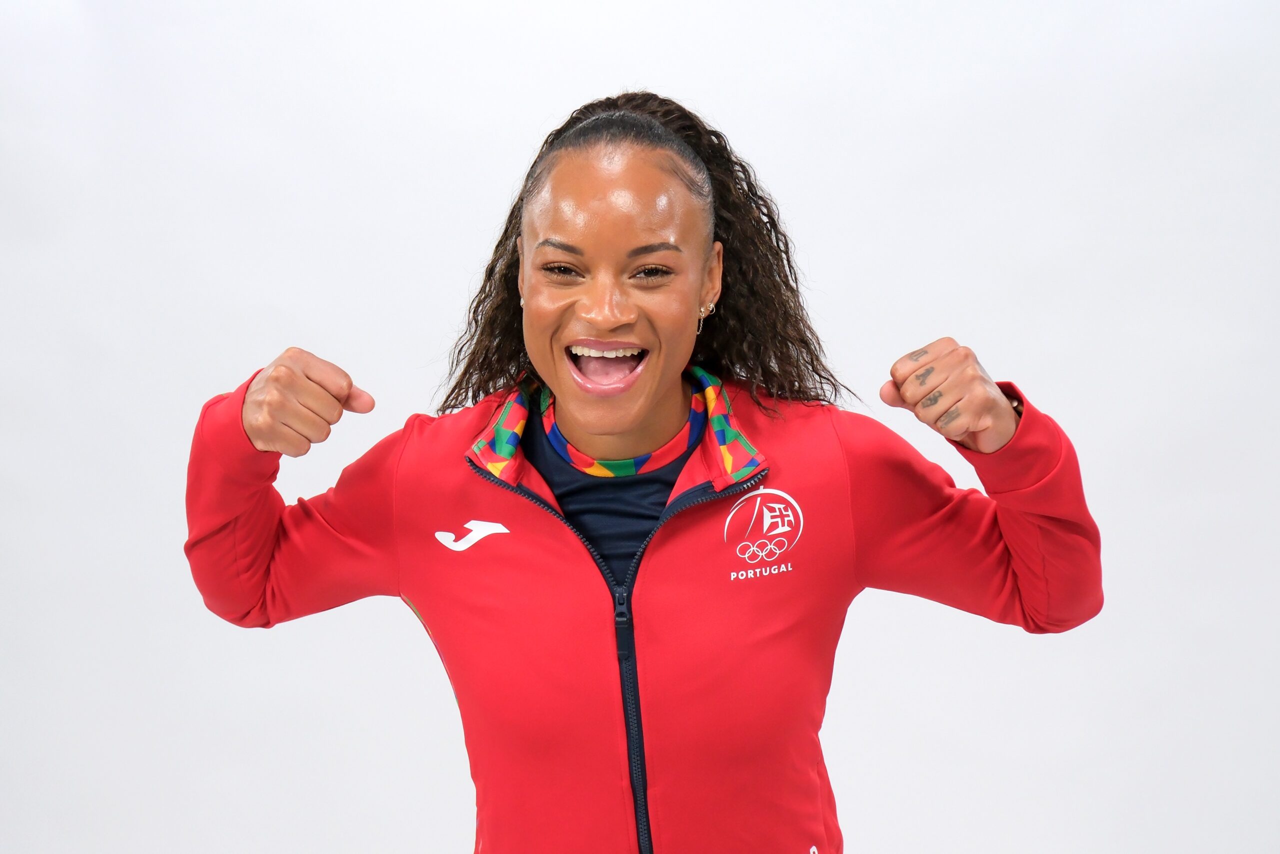 Sul Informação - Fatoumata Diallo falha final e fecha estreia olímpica no 17º lugar