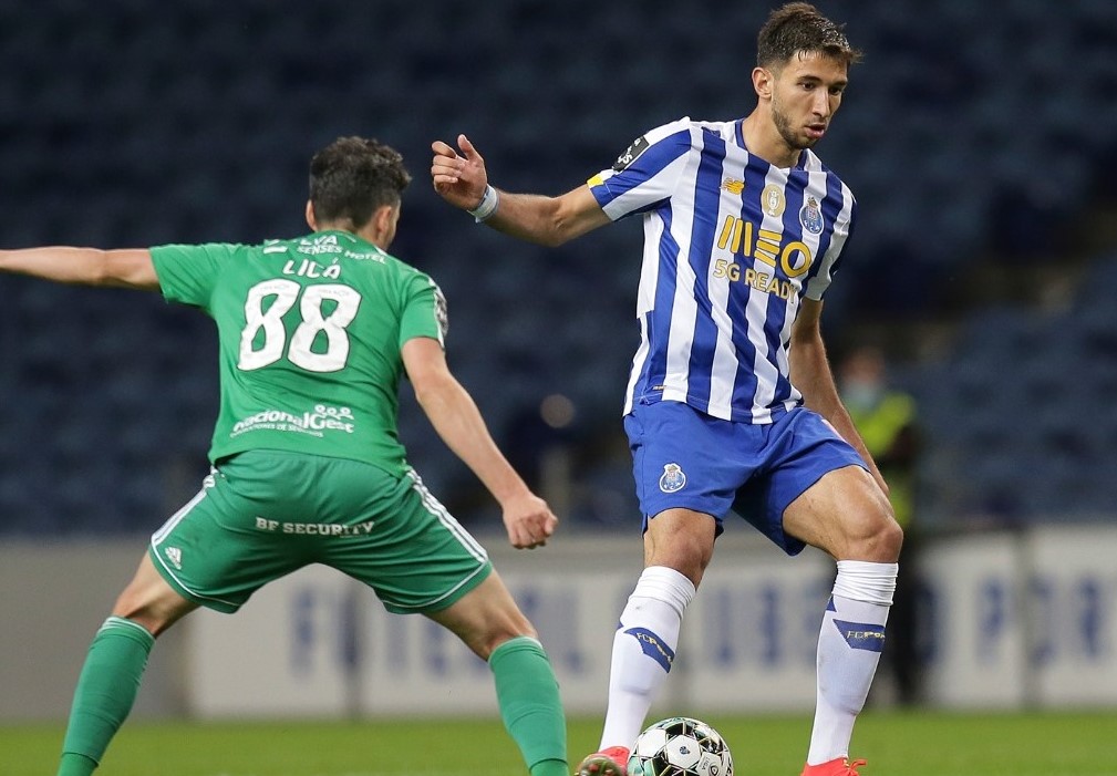 Sul Informação - Farense desinspirado sai do Dragão com goleada