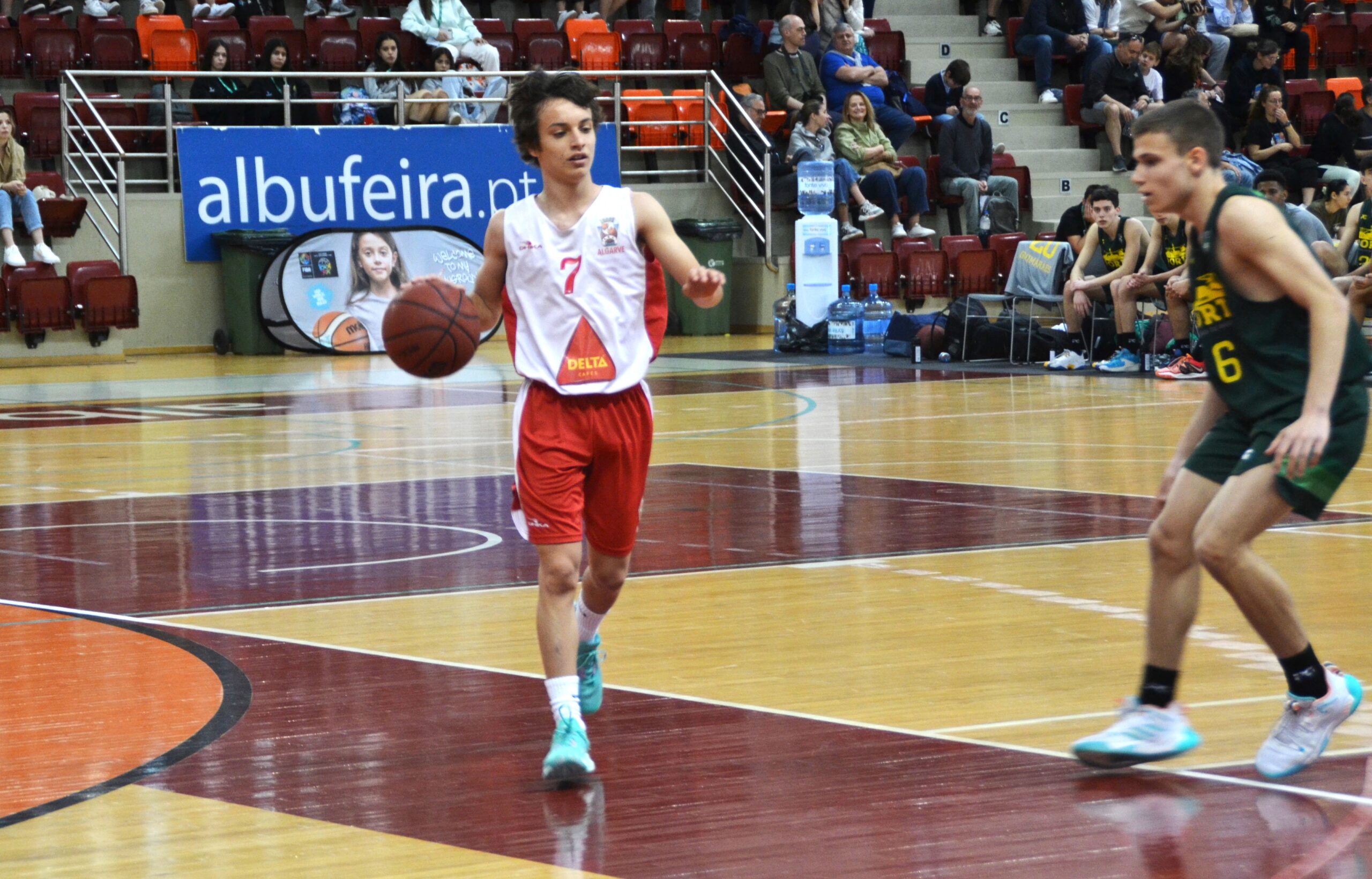 Sul Informação - O sonho comanda a vida de milhares de jovens na Festa do Basquetebol