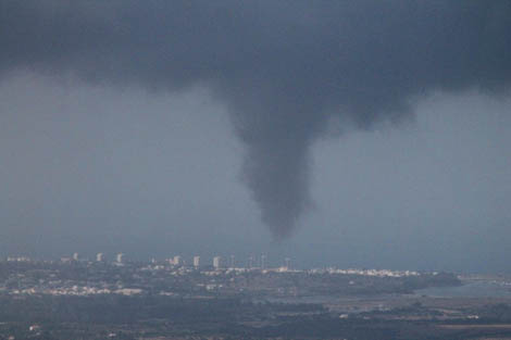 Sul Informação - “Funnel cloud” sobre Alvor fotografada esta manhã por leitor do Sul Informação