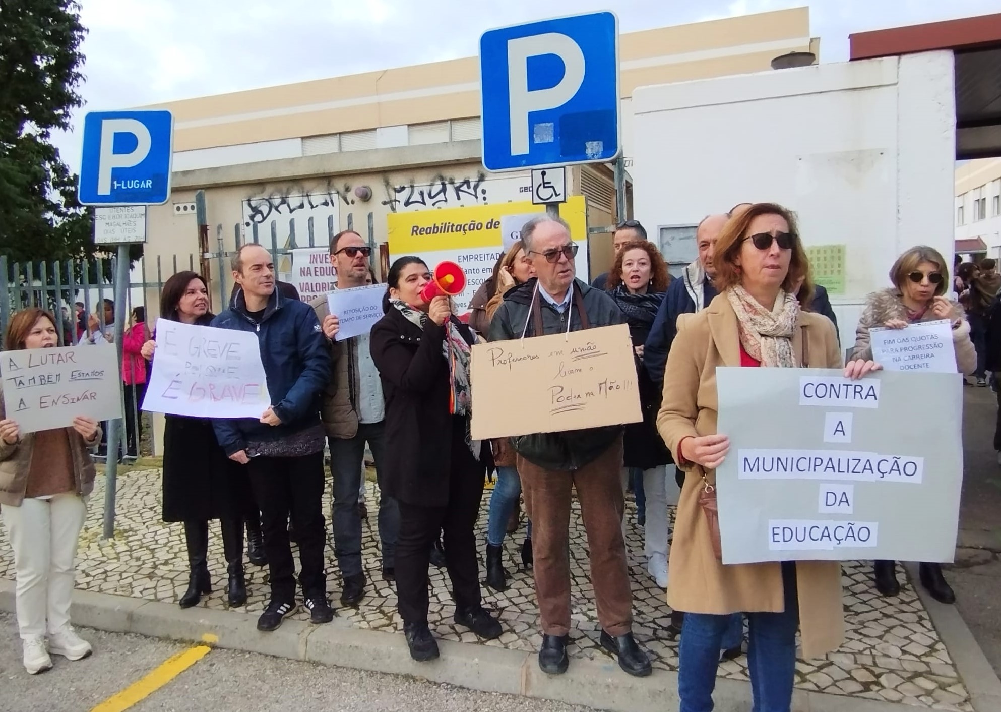 Sul Informação - «Cansados e ignorados», professores fazem greve em Faro