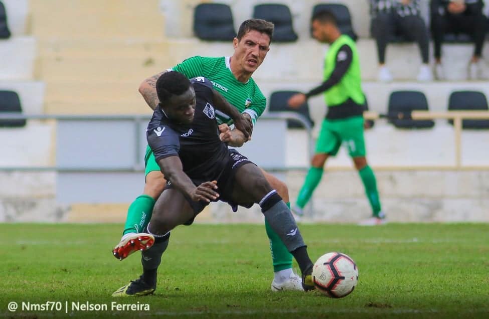 Sul Informação - Farense perde, mas mantém-se acima da linha de água