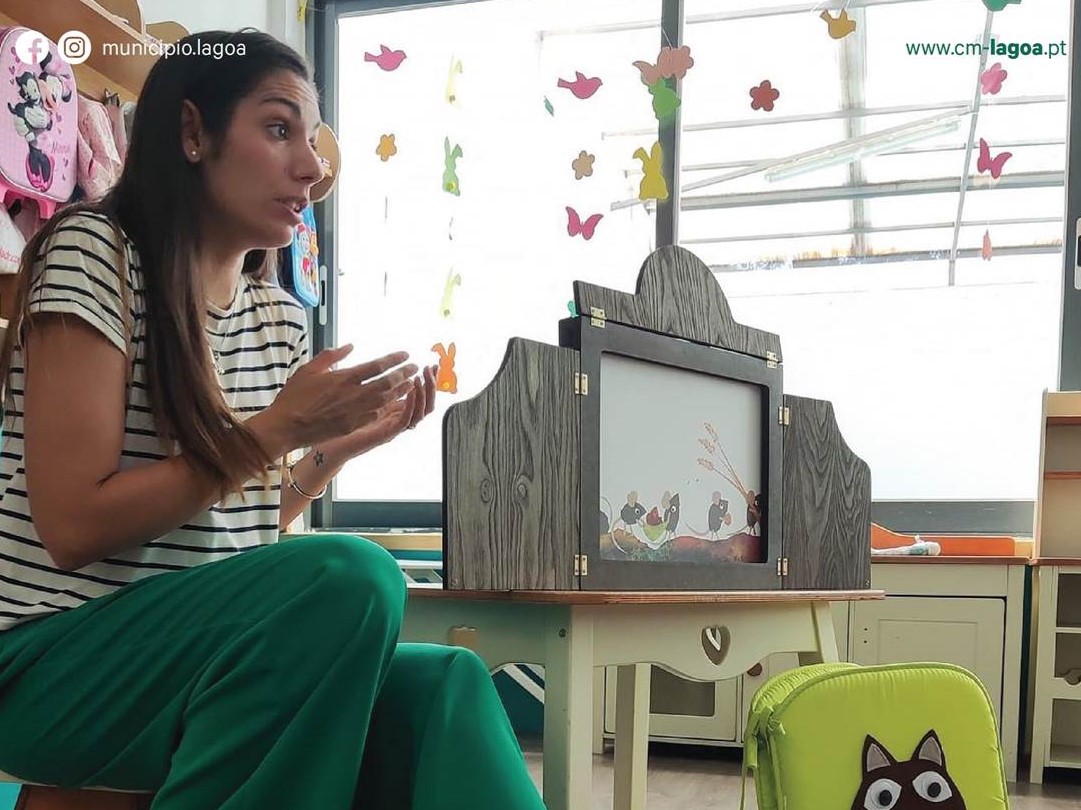 Sul Informação - Teatro “Contos no Kamishibai” chama famílias à Biblioteca de Lagoa em Janeiro