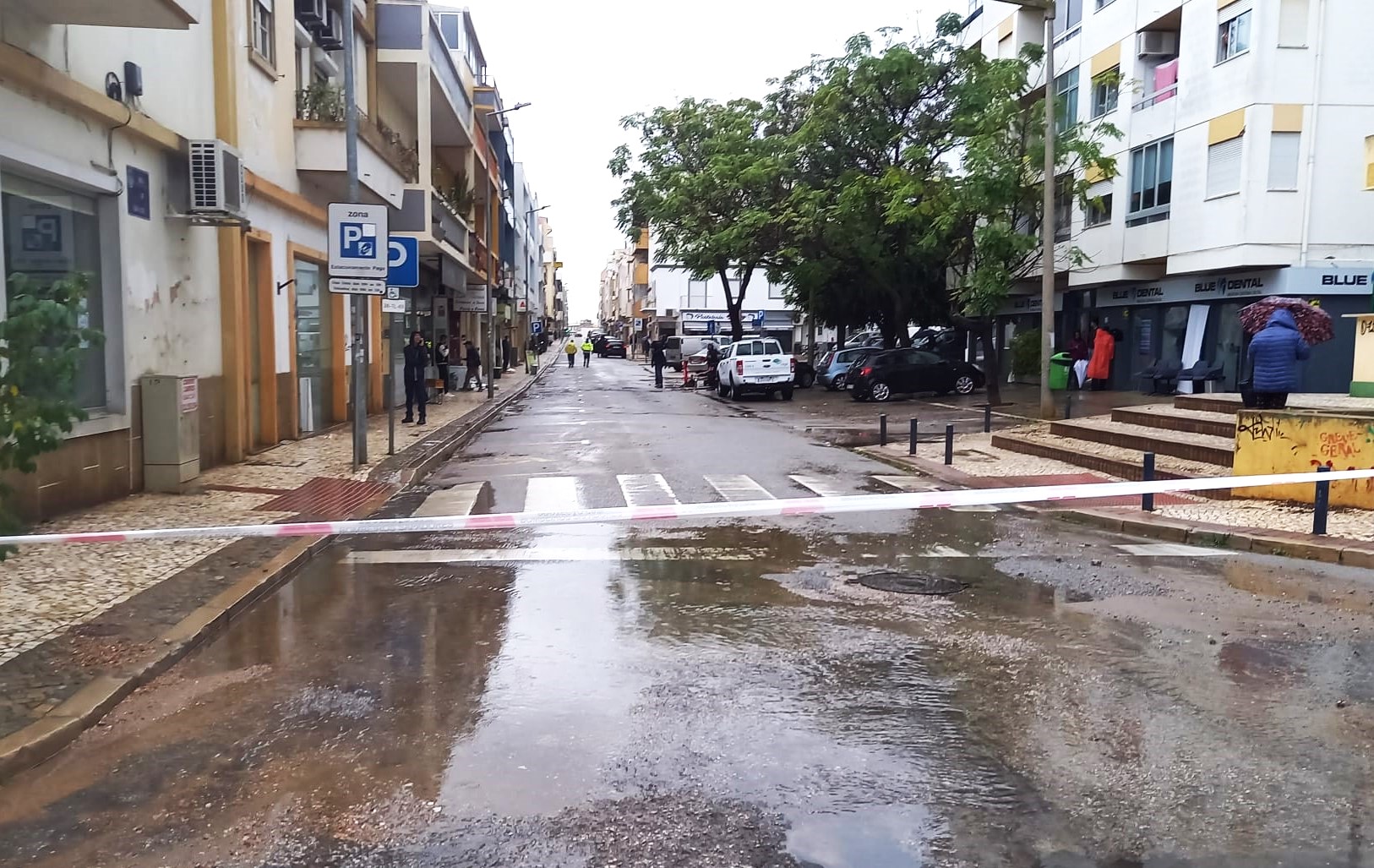 Sul Informação - Na Rua de São Luís, a chuva deixou o «terror»