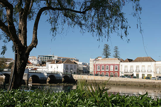 Sul Informação - Centro de Tavira volta a ter estacionamento pago a partir de segunda-feira