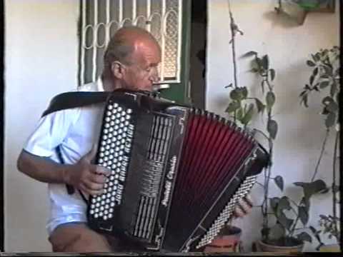 Sul Informação - Morreu o acordeonista e compositor João Barra Bexiga