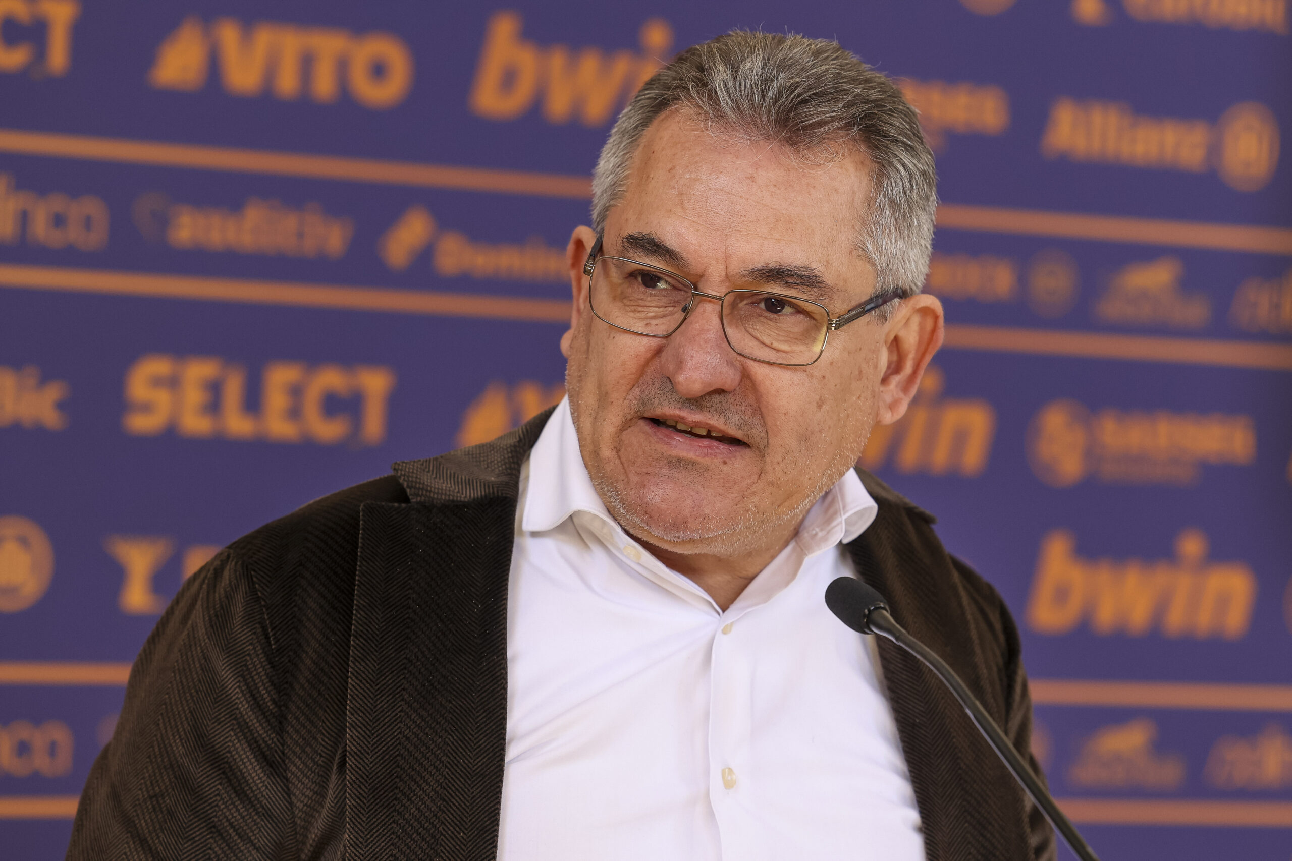 Sul Informação - João Rodrigues reeleito presidente do Farense