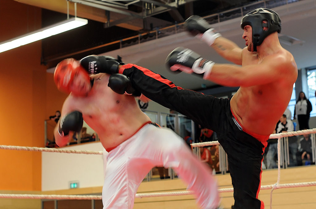 Sul Informação - Kickboxing anima noite de sábado em São Brás