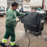 Sul Informação - Castro Marim avança com limpeza, lavagem e higienização de contentores de lixo