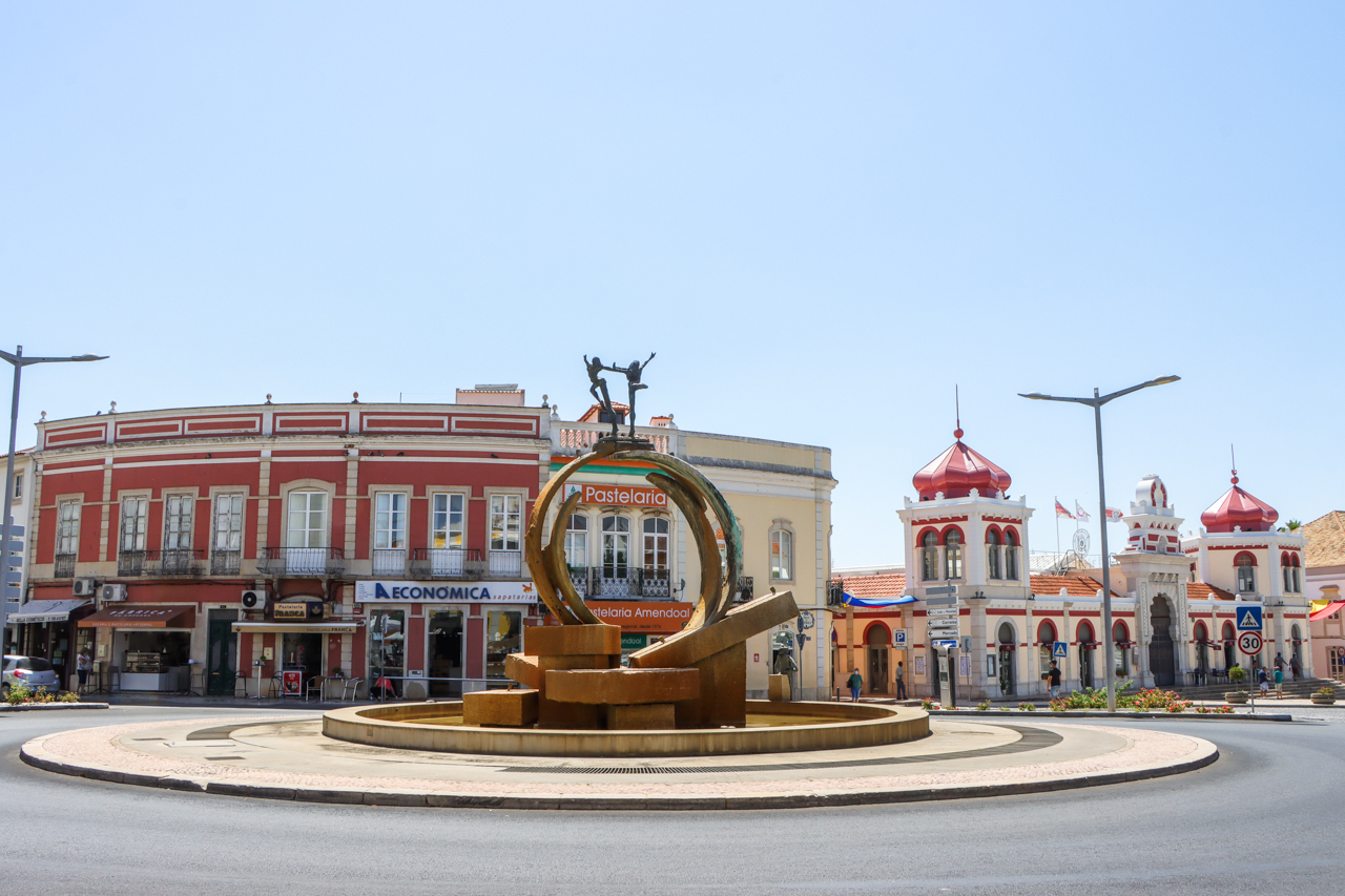 Sul Informação - Livro conta a história urbana de Loulé