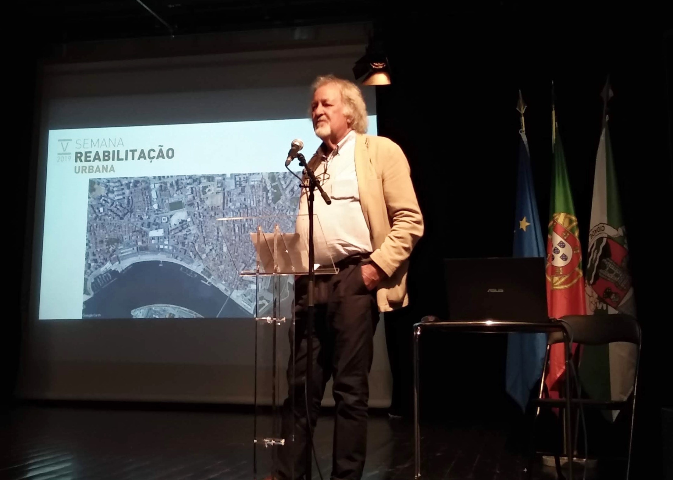 Sul Informação - Morreu Luiz Conceição, diretor do Departamento de Arquitetura, Design e Artes do ISMAT