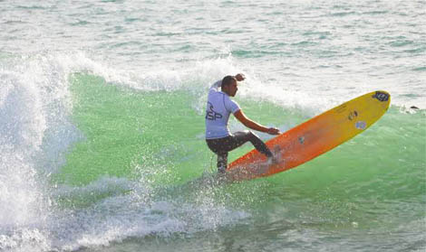 Sul Informação - Farense Luís Esteves disputou prova do circuito Mundial de Longboard no Peru