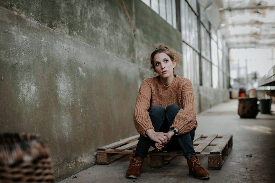 Sul Informação - Luísa Sobral vai cantar histórias em Loulé