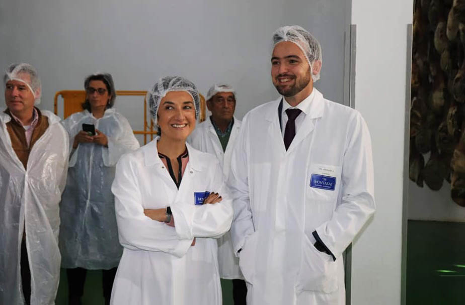 Sul Informação - Ministra inaugura ampliação da Montaraz que passará a tratar 8 mil porcos por ano