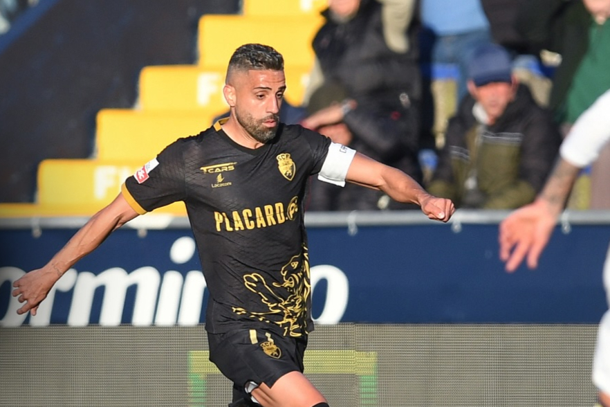 Sul Informação - Farense volta às vitórias na I Liga e deixa provisoriamente zona de despromoção
