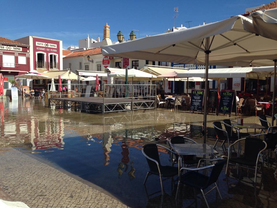Sul Informação - Marés vivas de Setembro voltam a inundar zonas baixas do Algarve (com fotos)