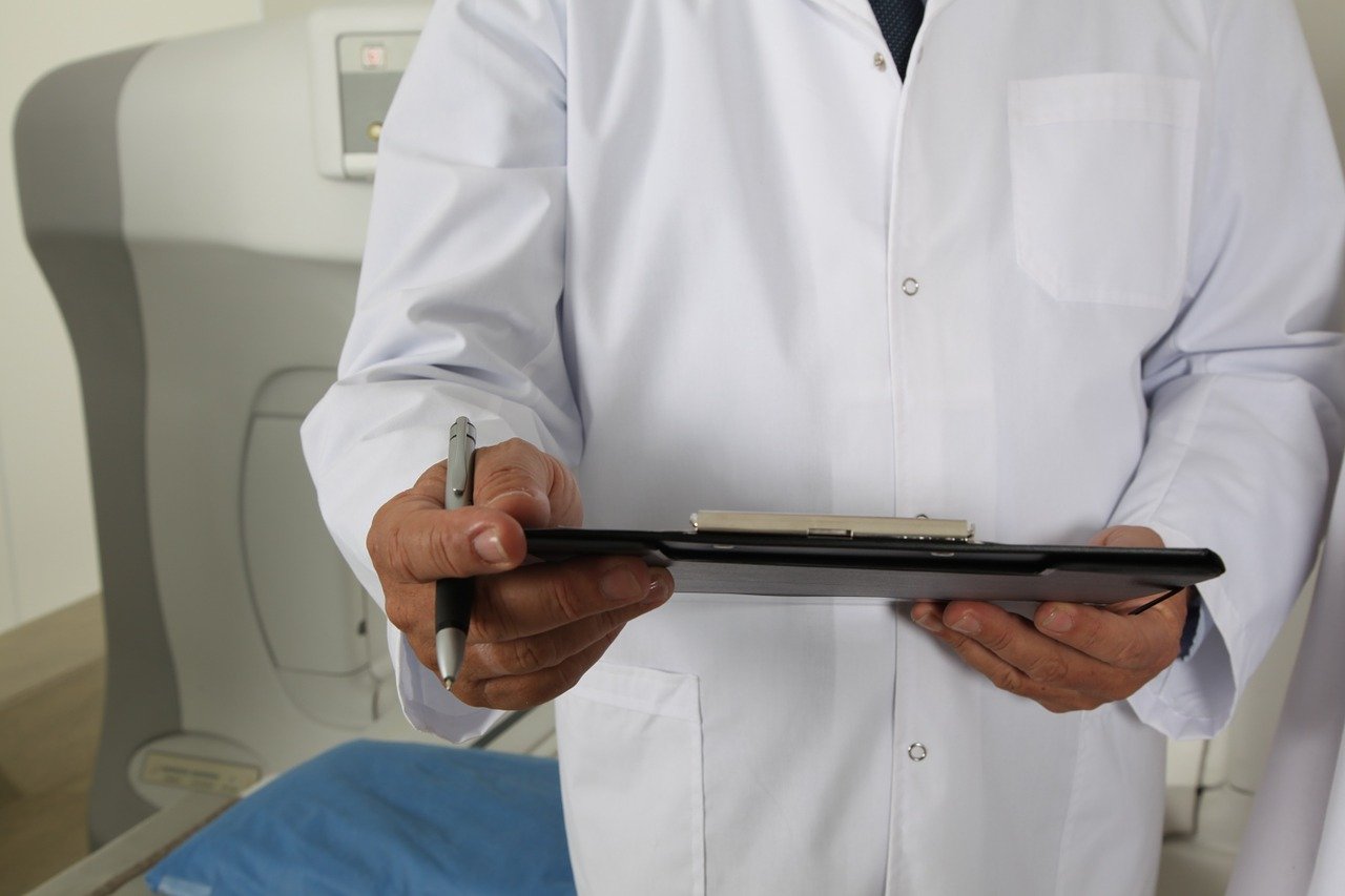 Sul Informação - Governo recruta 35 médicos de Medicina Geral e Familiar para o Algarve e 34 para o Alentejo