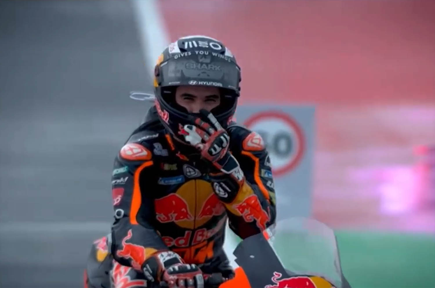 Sul Informação - Tudo a postos no Autódromo (e não só) para ajudar Miguel Oliveira a vencer