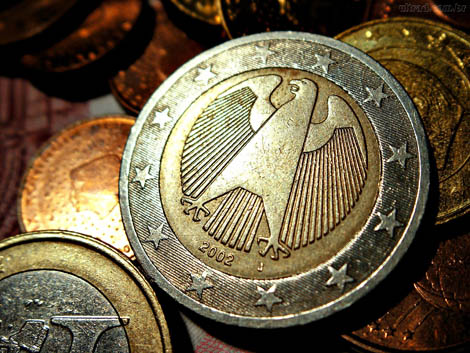 Sul Informação - Moedas de euro falsificadas retiradas da circulação aumentam 17% em 2012