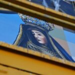 Sul Informação - Viva a Mãe Soberana! numa parede de Loulé