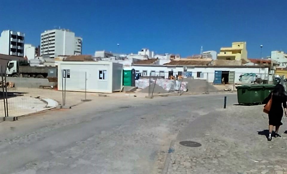 Sul Informação - Faro: Obras no Largo das Mouras Velhas obrigam a cortes de trânsito