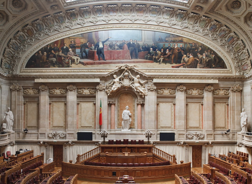 Sul Informação - Parlamento aprova hoje renovação do estado de emergência até 16 de Março