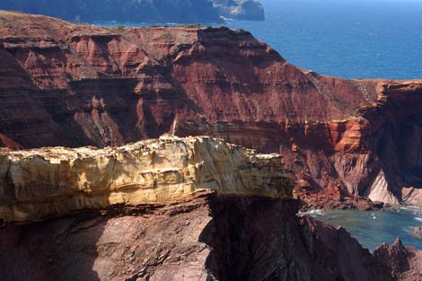 Sul Informação - Riqueza geológica de Vila do Bispo atrai turistas especiais para conhecer as suas “atrações”